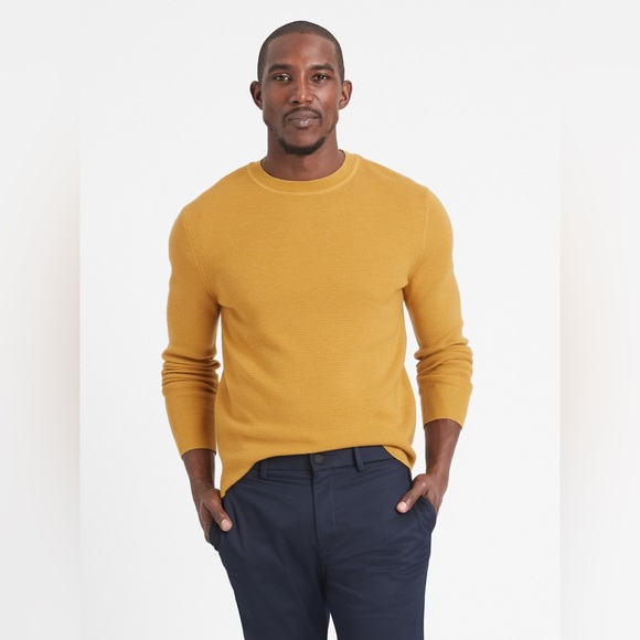 Italian Merino Yarn Sweater - Picture 1 of 8